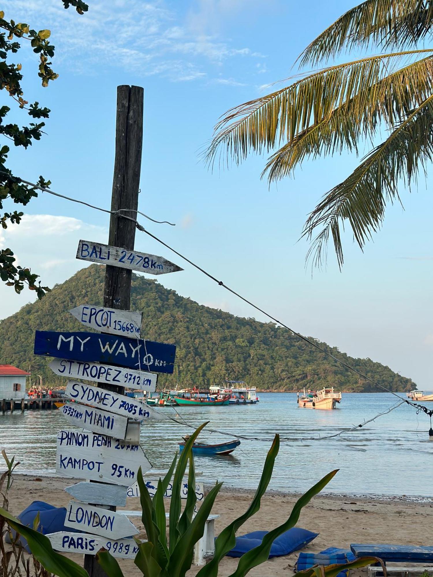 A Pousada Lazy Bones Koh Rong Sanloem Exterior foto